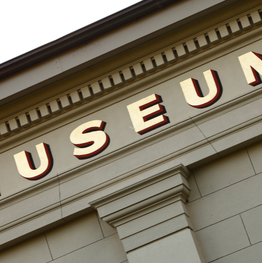 Navigasi Tanpa Batas: Mengapa Memilih Hastin Rental Mobil untuk Petualangan Anda