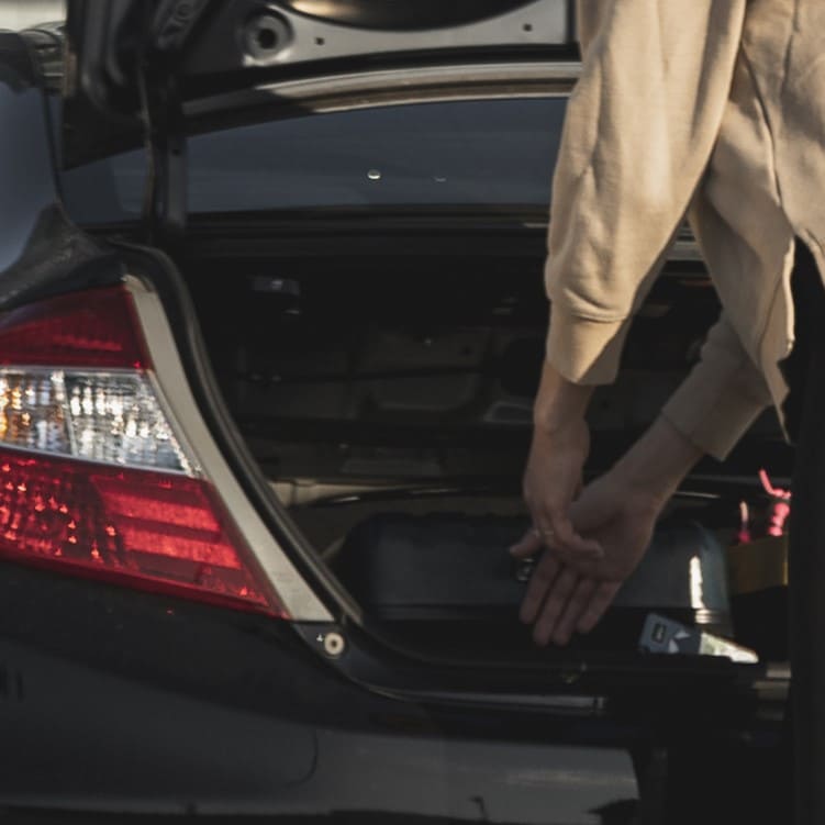 Sewa Innova dan Zenix Performa Tangguh untuk Petualangan Tak Terlupakan Anda di Hastin Rental Mobil