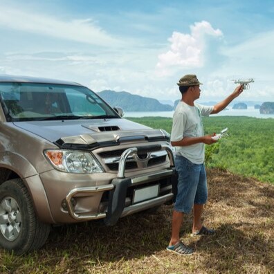 Sewa Mobil Box dan Minibus di Hastin Rental Mobil Solusi Transportasi Andal untuk Bisnis dan Event Anda
