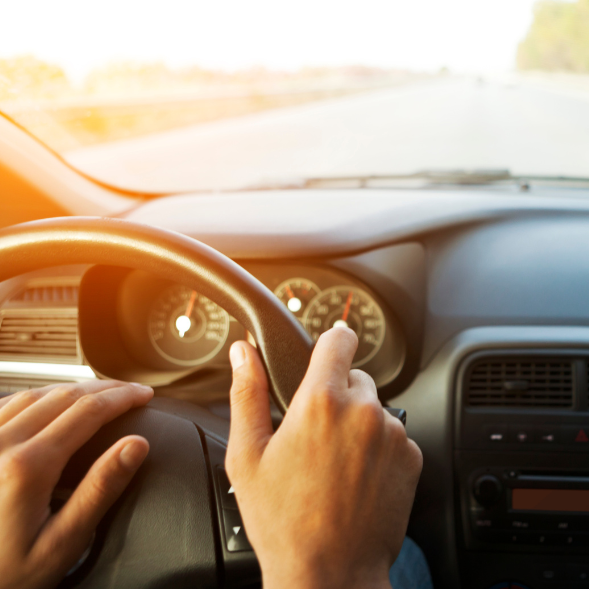 Rental mobil Terbaik Hastin Rental Mobil: Armada Baru, Sopir Profesional, Layanan Prima